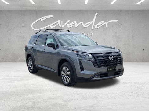 New 2026 Nissan Pathfinder SL w/ Cargo Package FWD image 2