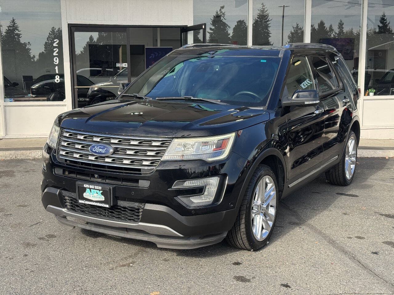 Used 2016 Ford Explorer Limited w/ Equipment Group 301A AWD/4WD image 1