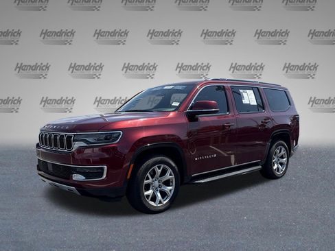 Used 2022 Jeep Wagoneer Series II AWD/4WD image 4