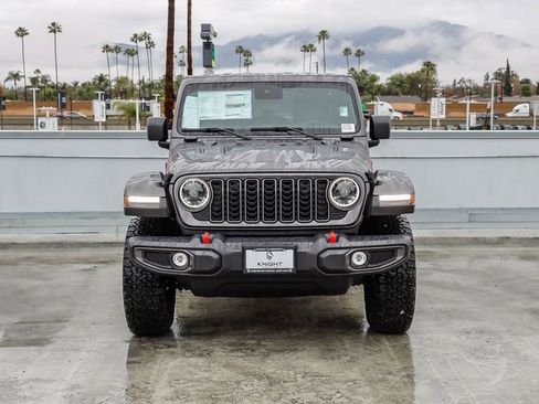 New 2025 Jeep Wrangler Unlimited Rubicon image 3