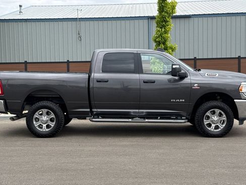 Used 2024 RAM 2500 Big Horn AWD/4WD image 3
