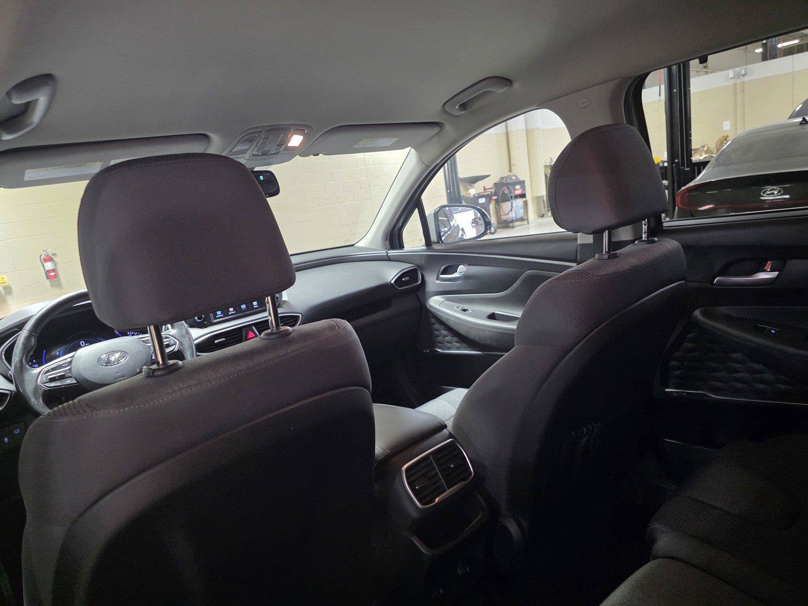 Used 2020 Hyundai Santa Fe SEL w/ Convenience Package FWD image 12