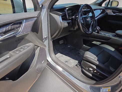Used 2023 Cadillac XT6 Premium Luxury AWD/4WD image 22