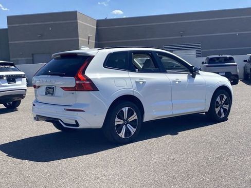 New 2025 Volvo XC60 T8 Plus image 7