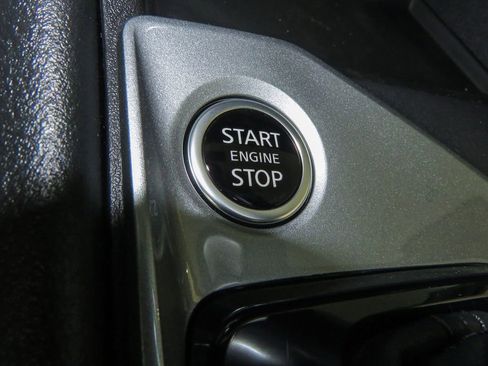 New 2025 Nissan Altima 2.5 SV image 18