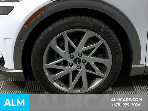 Used 2023 Genesis GV60 Advanced image 14