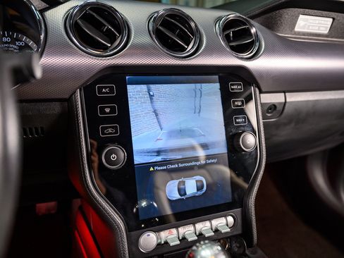 Used 2016 Ford Mustang GT image 41