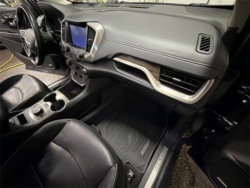 Used 2019 GMC Terrain Denali w/ Advanced Safety Package image 65