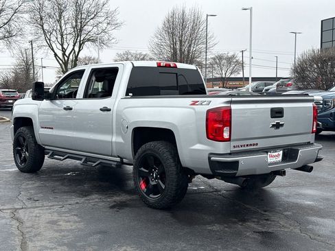 Used 2018 Chevrolet Silverado 1500 LTZ Z71 w/ Redline Edition image 7