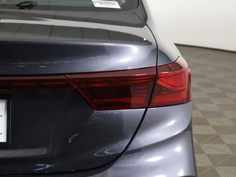 Used 2023 Kia Forte LXS w/ LXS Technology Package image 15