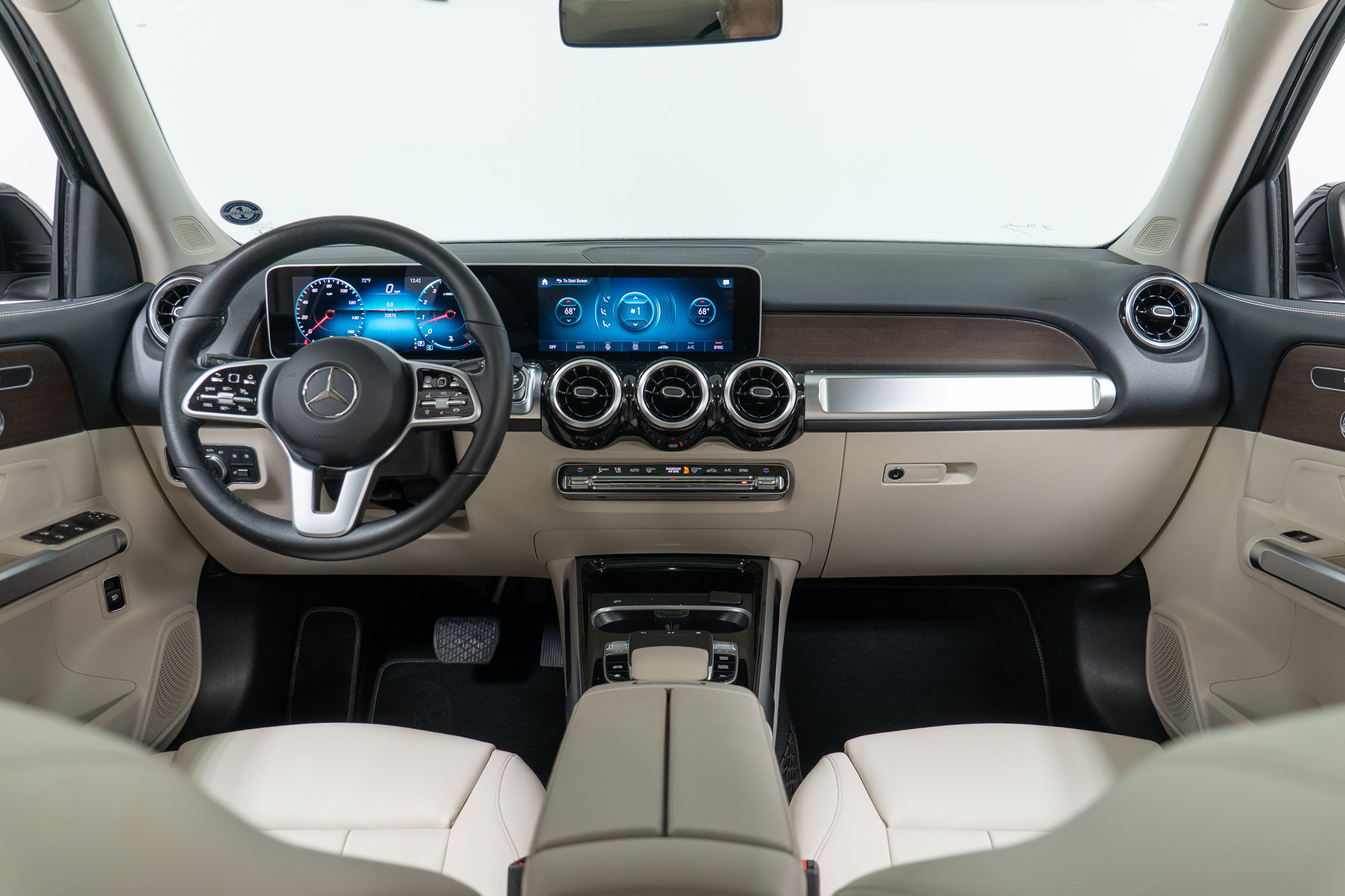 Certified 2020 Mercedes-Benz GLB 250 4MATIC image 15