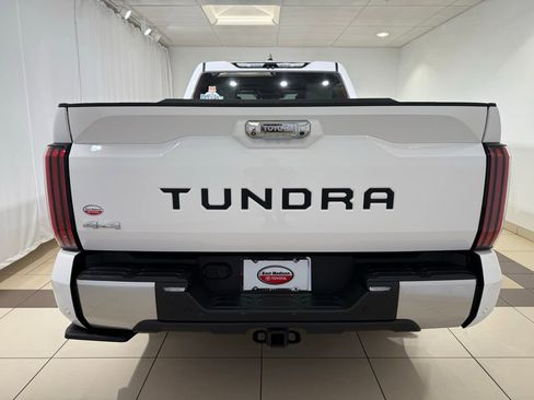 Used 2024 Toyota Tundra Limited AWD/4WD image 4