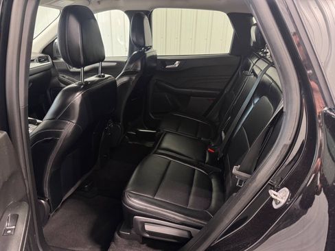Used 2024 Ford Escape Platinum AWD/4WD image 14