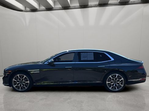 Used 2024 Genesis G90 3.5T AWD/4WD image 2
