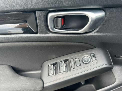 Used 2022 Honda Civic EX image 11