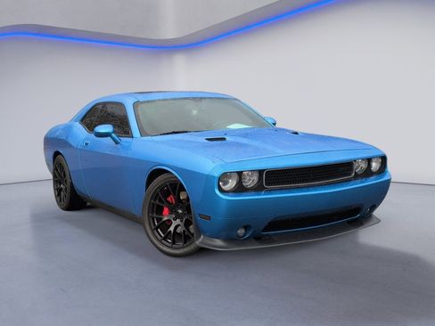 Used 2010 Dodge Challenger SRT8 w/ SRT Option Group II image 2