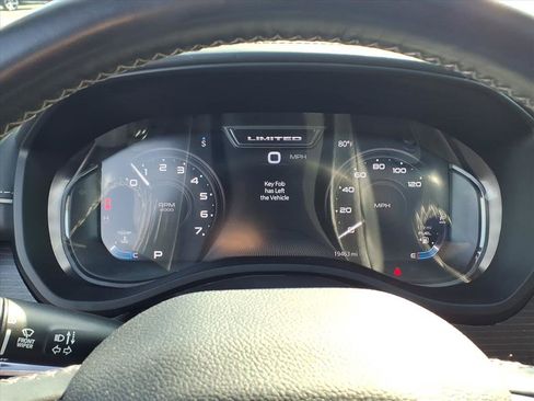 Used 2024 RAM 1500 Limited AWD/4WD image 19