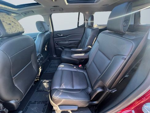 Used 2019 GMC Acadia SLT w/ LPO, Floor Liner Package image 14