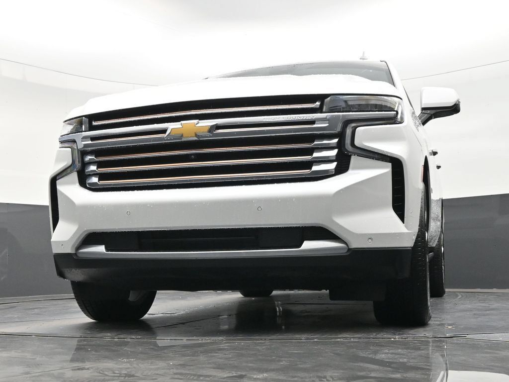 Used 2023 Chevrolet Tahoe High Country w/ Advanced Technology Package RWD image 27
