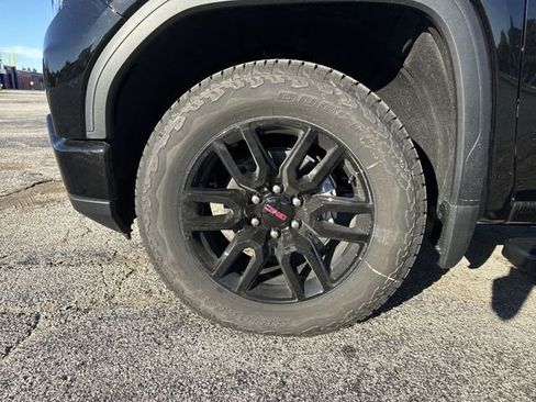 New 2026 GMC Sierra 1500 Elevation image 10