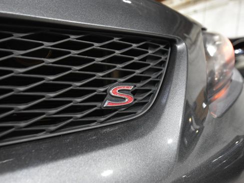 Used 2010 Toyota Corolla S image 3