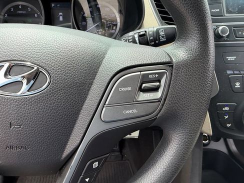 Used 2017 Hyundai Santa Fe Sport FWD image 25