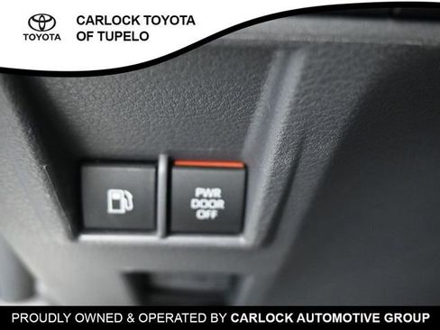 Used 2024 Toyota Sienna LE image 22