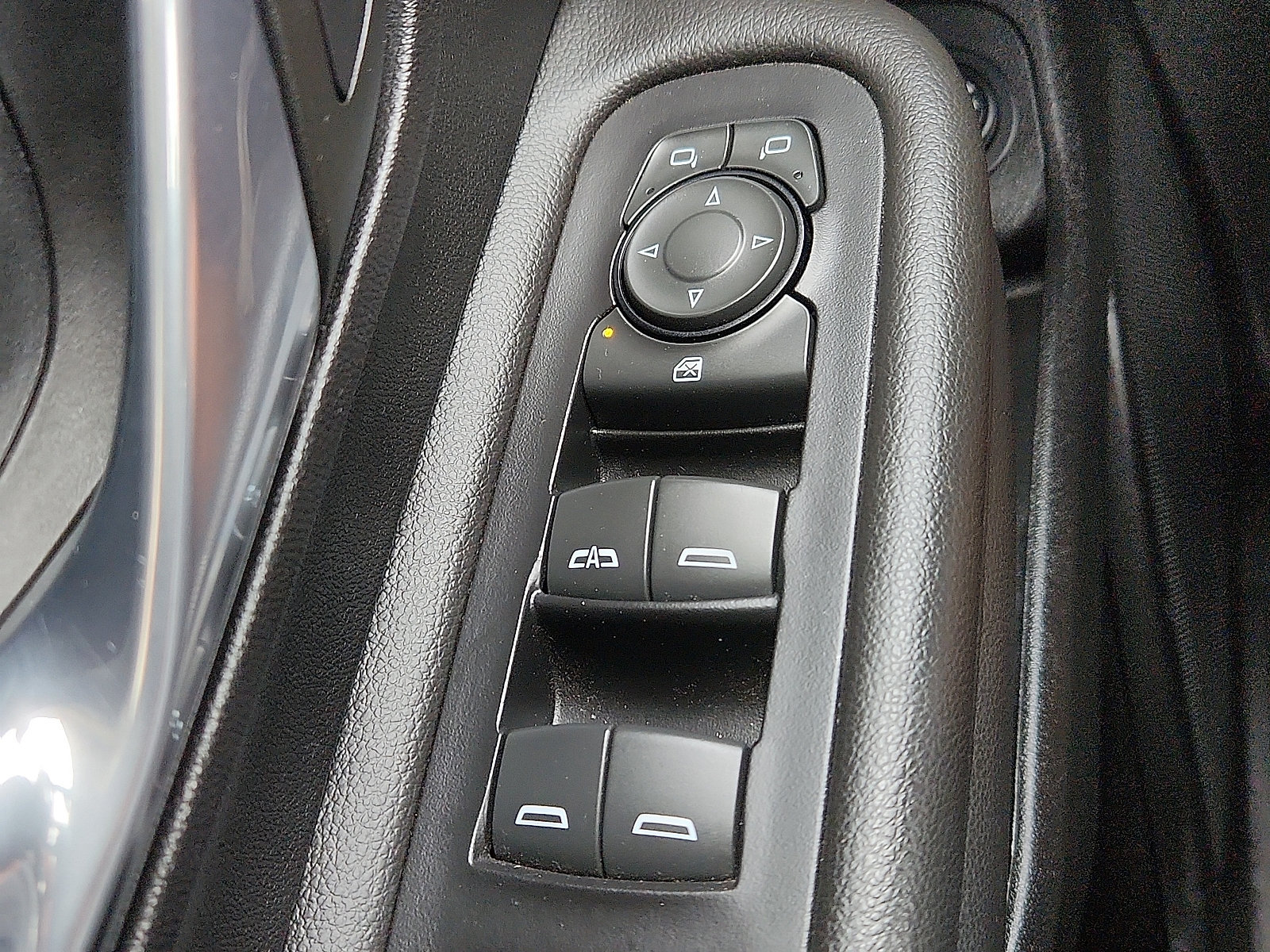 Used 2023 GMC Terrain SLE w/ Driver Convenience Package FWD image 23