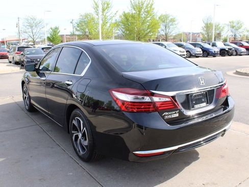 Used 2017 Honda Accord LX image 5