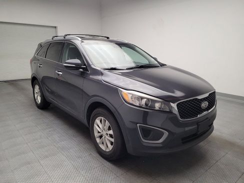 Used 2016 Kia Sorento FWD w/ LX Convenience Package image 13