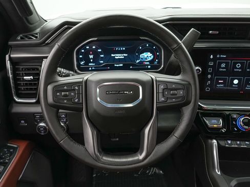 Used 2025 GMC Sierra 2500 Denali Ultimate AWD/4WD image 19