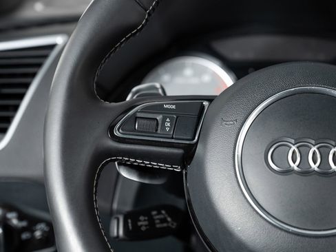 Used 2014 Audi SQ5 Prestige image 32