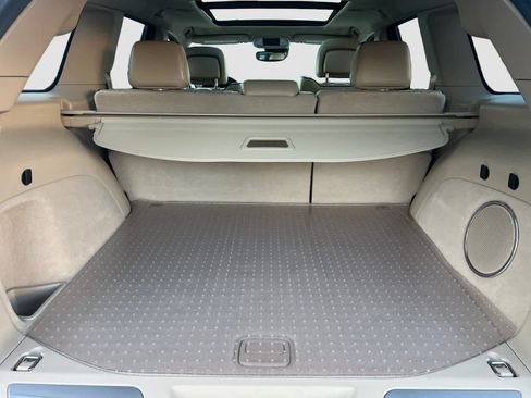 Used 2018 Jeep Grand Cherokee Overland image 5