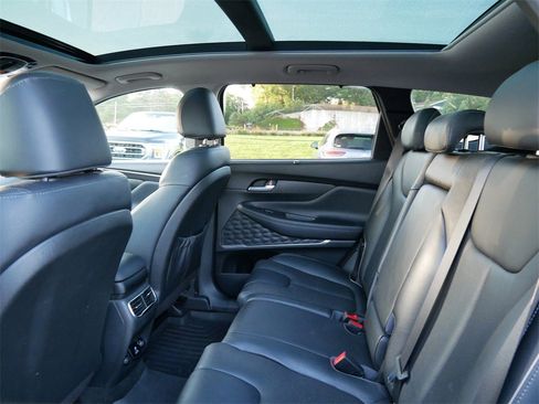 Used 2022 Hyundai Santa Fe Limited image 9