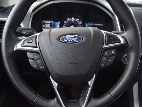Certified 2023 Ford Edge SEL w/ Convenience Package AWD/4WD image 12