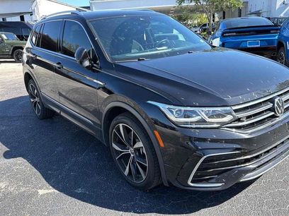 Used 2022 Volkswagen Tiguan SEL R-Line