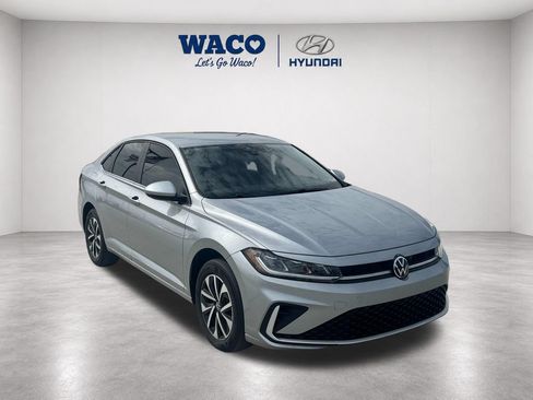 Used 2025 Volkswagen Jetta S FWD image 1