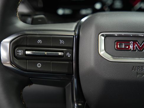 New 2026 GMC Acadia AT4 w/ Luxury Package image 35