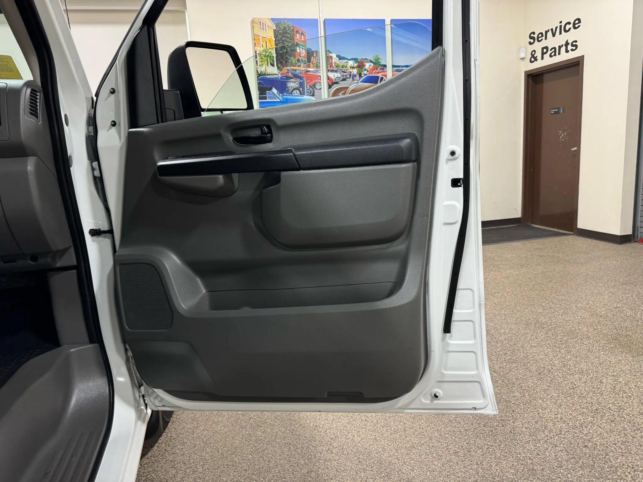 Used 2018 Nissan NV 3500 S RWD image 22