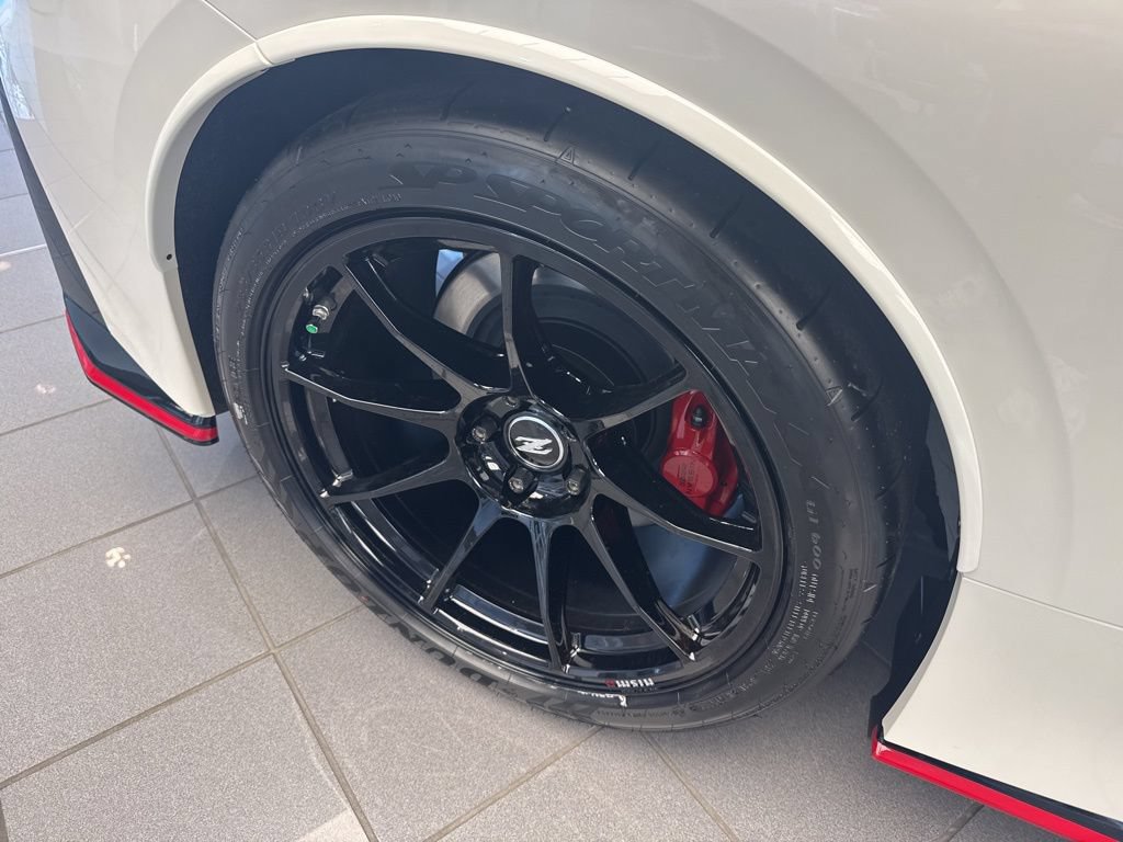 New 2026 Nissan Z NISMO w/ Floor Mat Package RWD image 8