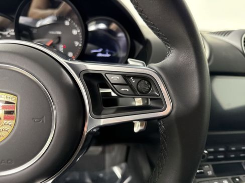 Certified 2025 Porsche 718 Boxster image 37