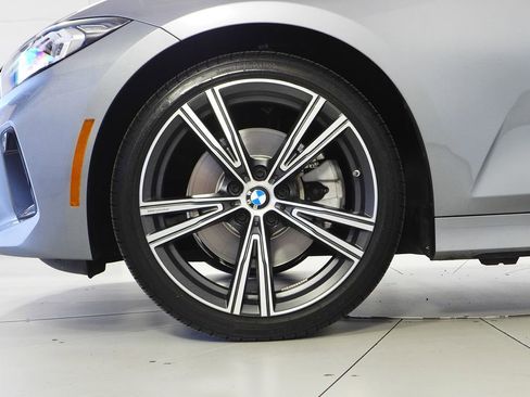 Used 2023 BMW 330i Sedan w/ Premium Package RWD image 5