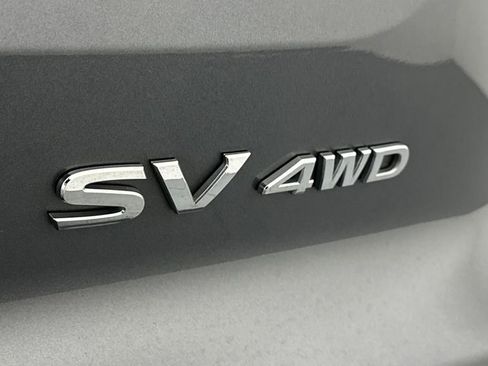 Used 2023 Nissan Pathfinder SV w/ SV Premium Package AWD/4WD image 18