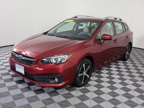 Used 2023 Subaru Impreza Premium image 4