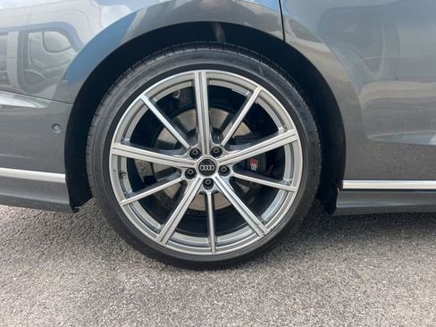 Used 2024 Audi S8 image 17