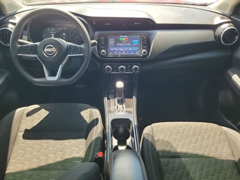 Used 2023 Nissan Kicks SV w/ Exterior Package FWD image 13