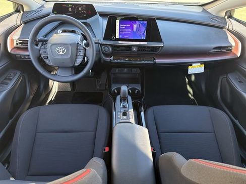 New 2026 Toyota Prius SE image 10