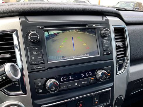 Used 2016 Nissan Titan PRO-4X AWD/4WD image 22