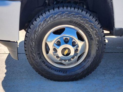 Used 2015 Chevrolet Silverado 3500 High Country w/ Duramax Plus Package AWD/4WD image 10