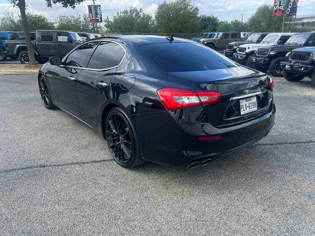 Used 2018 Maserati Ghibli RWD image 5